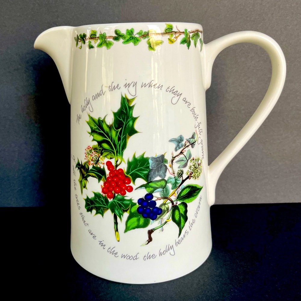 VTG Portmeirion Holly and Ivy Pitcher Christmas Britain Discontinued 56 oz